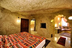 MDC Cave Hotel - photo 8