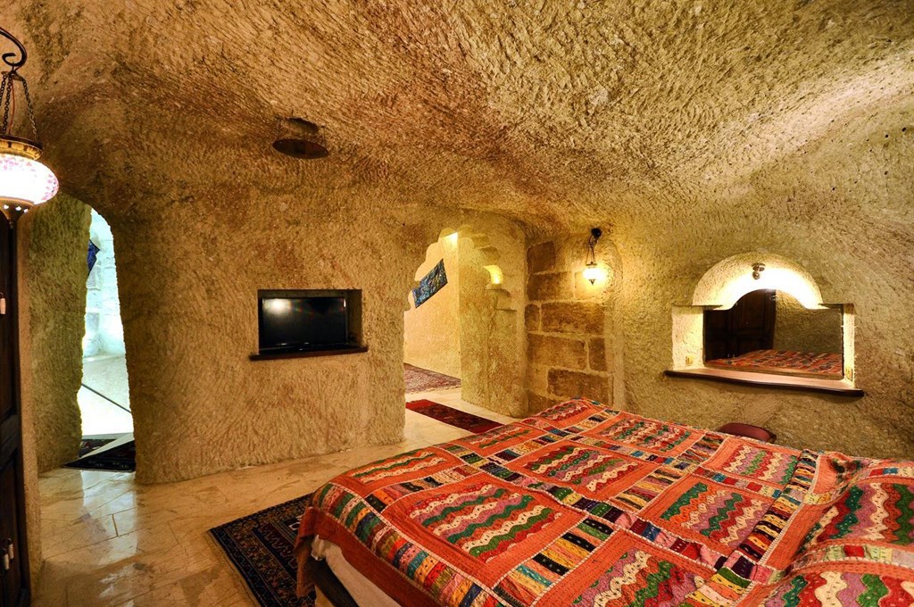 MDC Cave Hotel