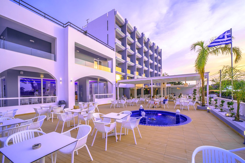 Oceanis Park Hotel