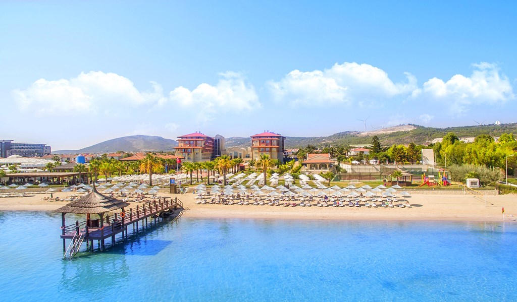 Radisson Blu Resort & SPA Cesme: General view