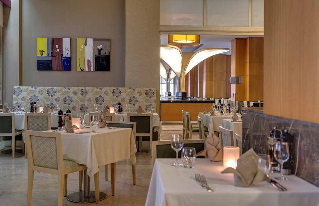 Radisson Blu Resort & SPA Cesme: Restaurant