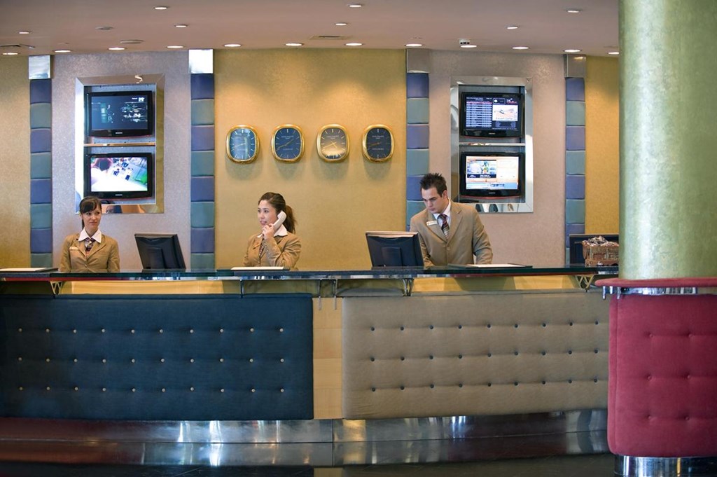 Jumeirah Beach Hotel - Static Rates: Reception