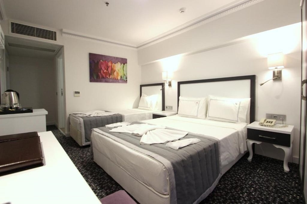 Skalion Hotel & Spa: Room TRIPLE ECONOMY