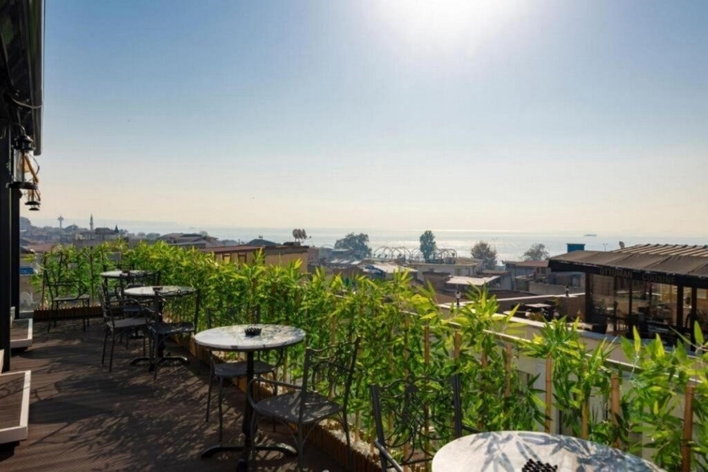 Skalion Hotel & Spa: Terrace