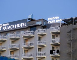 Bomo Palace Hotel