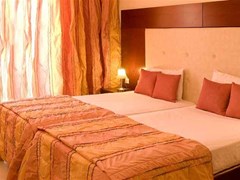 Best Western Galaxy Hotel: Deluxe_Rooms - photo 33