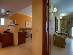 Ariti Grand Hotel: Suite - photo 35