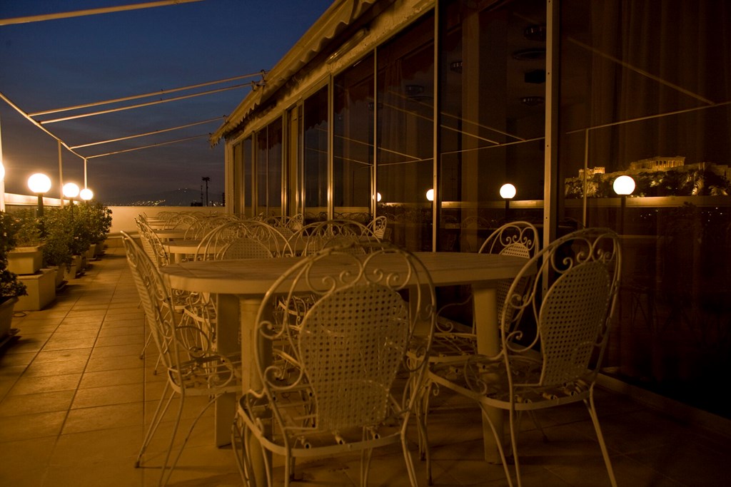 Arethusa Hotel: Terrace