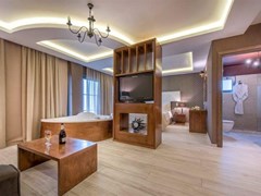 Elegance Luxury Executive Suites - photo 18