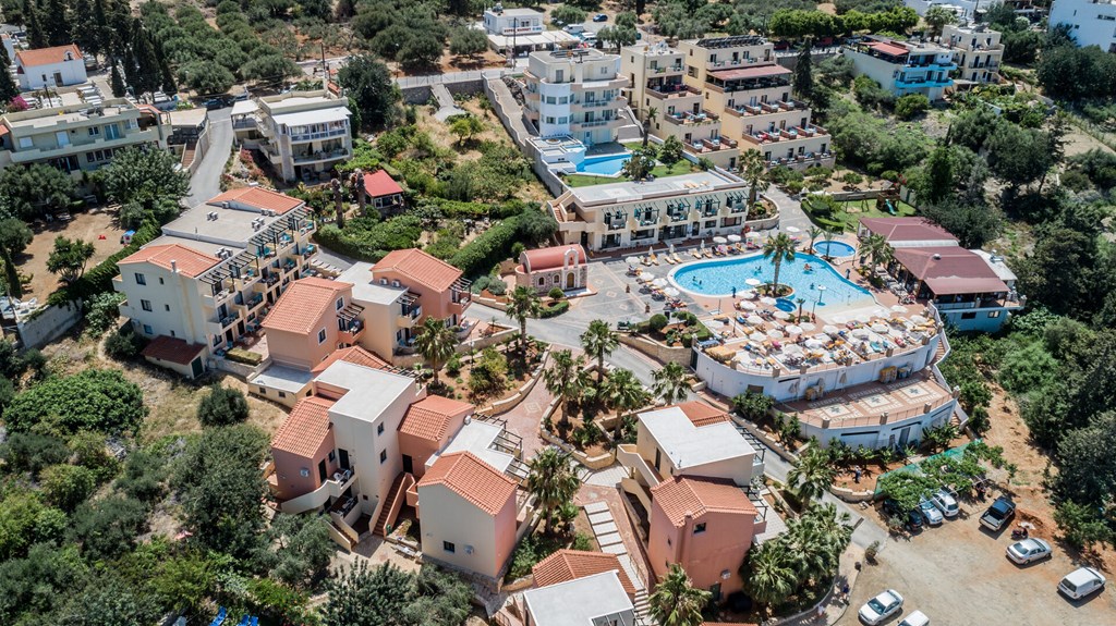 Asterias Village Apartments Hotel