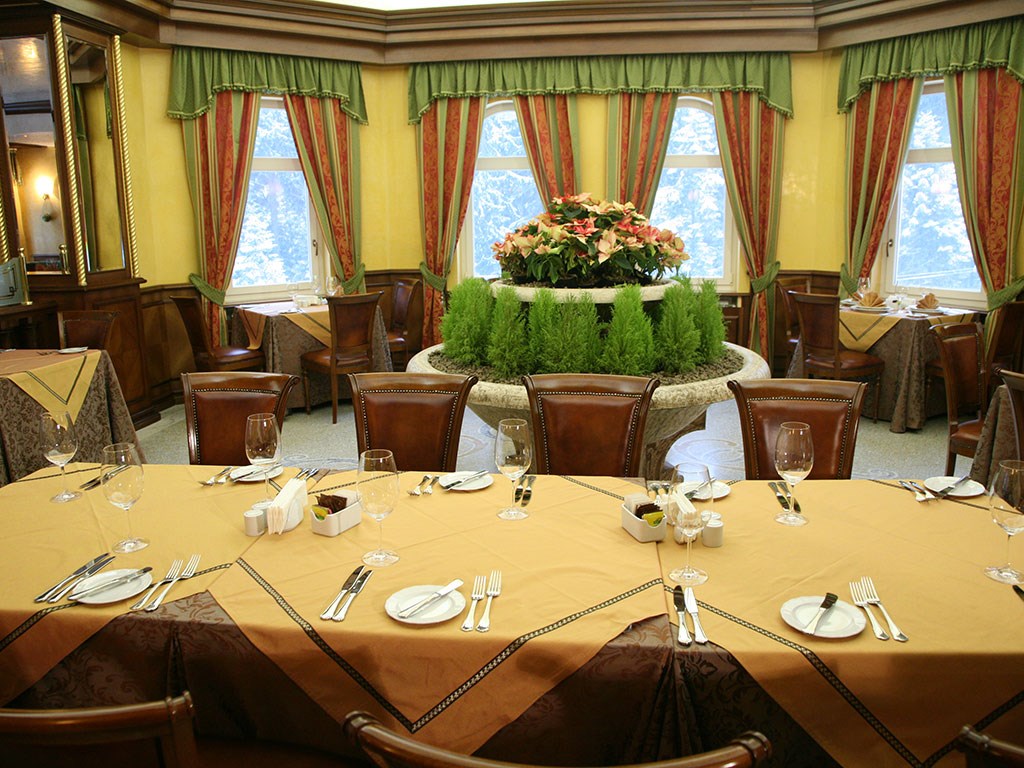 Festa Winter Palace Hotel