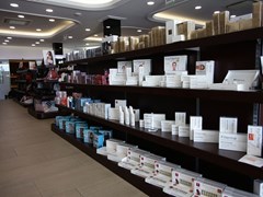 Pomegranate Wellness Spa Hotel: Cosmetics Boutique - photo 30