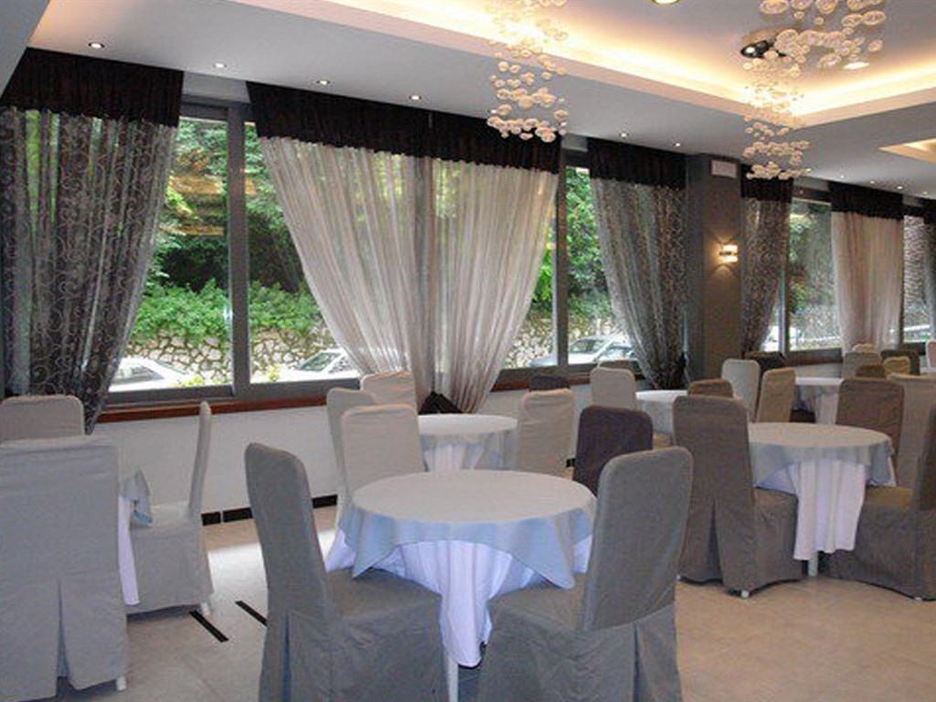 Arion Hotel: Breakfast Area