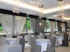 Arion Hotel: Breakfast Area - photo 10