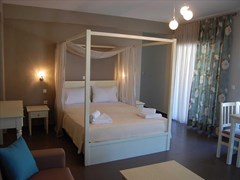 Ntinas Filoxenia Hotel & Spa: Deluxe Room (sample) - photo 69