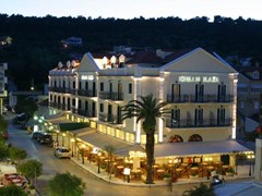 Ionian Plaza Hotel - photo 1