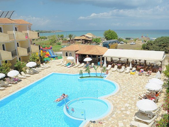 Strofades Beach Hotel: Pool