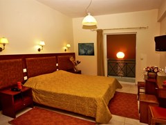 Artina Hotel: Double Room - photo 5
