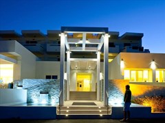 Lindos White Hotel & Suites: Main Entrance - photo 5