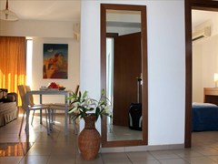 Rodian Gallery Hotel Apartments: Apartment 1-Broom  - photo 16