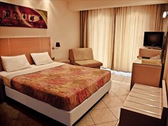 Imperial Hotel: Double Room - photo 7