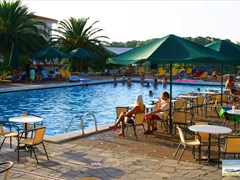 Aristoteles Beach Hotel : Swimming pool - photo 15