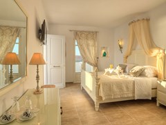 Miland Suites - photo 3