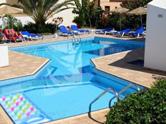 Blue Sea Hotel-Apartments: Pool - photo 1