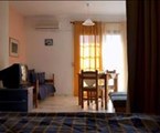 Chrysa Apartments Hotel: Triple Room