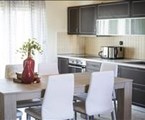 Nefeli Villas & Suites : Kitchen