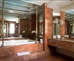Annabelle Hotel: Suite Bathroom