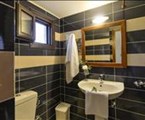 Dantes Maisonettes: Bathroom