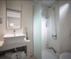 Mari Kristin Beach Hotel: Bathroom