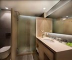 Amada Colossos Resort: Bathroom