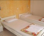 Corfu Inn Apartments: Room