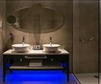 Vangelis Hotel & Suites: Bathroom