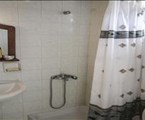Villa Basil Hotel: Bathroom
