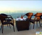 Aristoteles Beach Hotel : Terrace with sea view