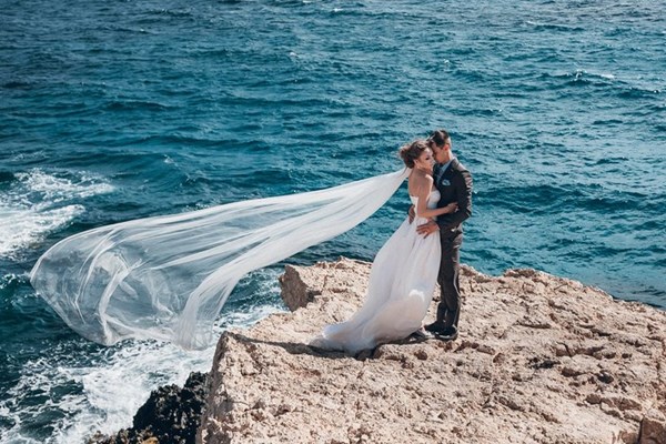 Свадьбы на Кипре: на остров любви – с «Музенидис»!